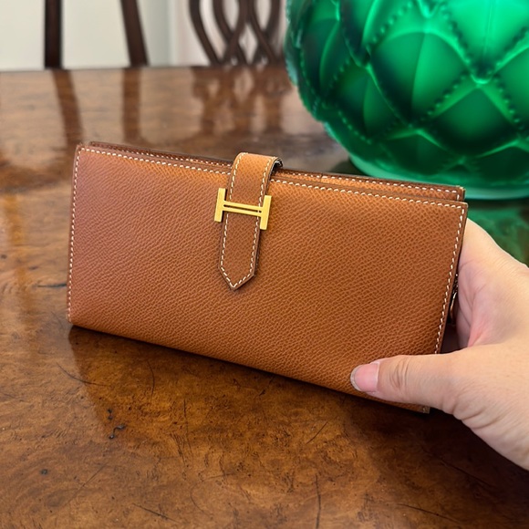 Hermes wallet - Picture 1 of 3